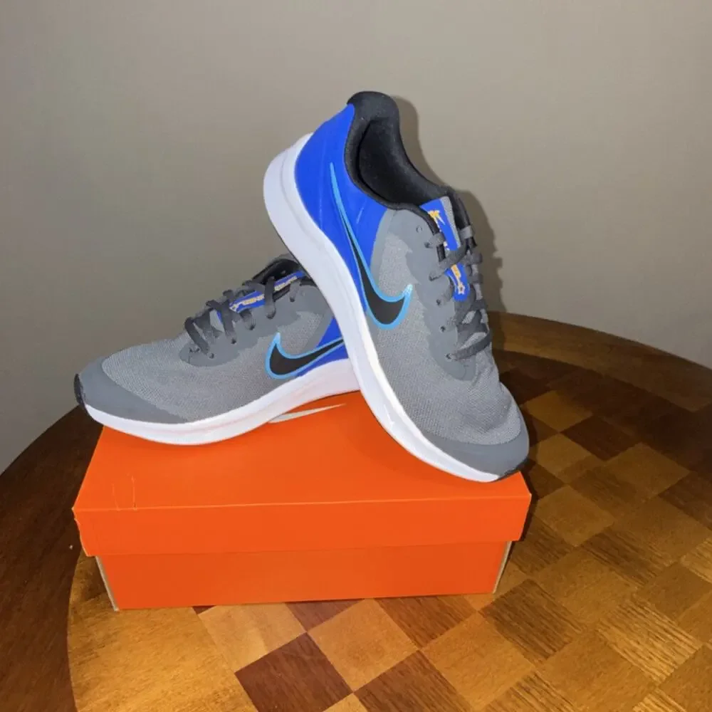 Nike Star Runner 3 GS Iron Grey Black Blue Lightning Athletic Sneaker 6Y